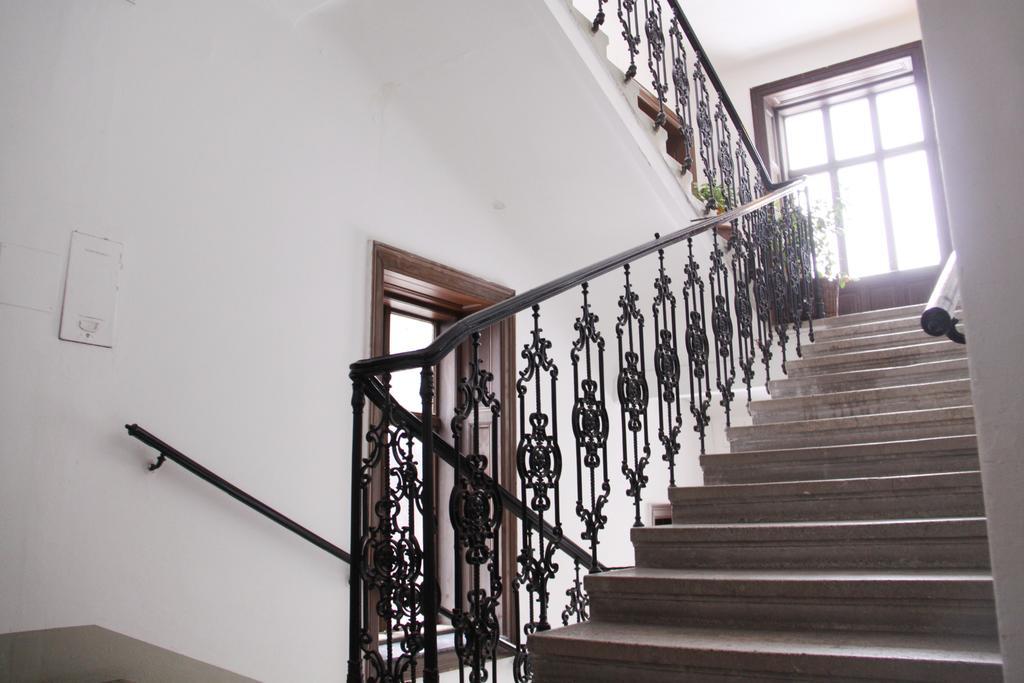 Checkvienna - Edelhof Apartments Bagian luar foto