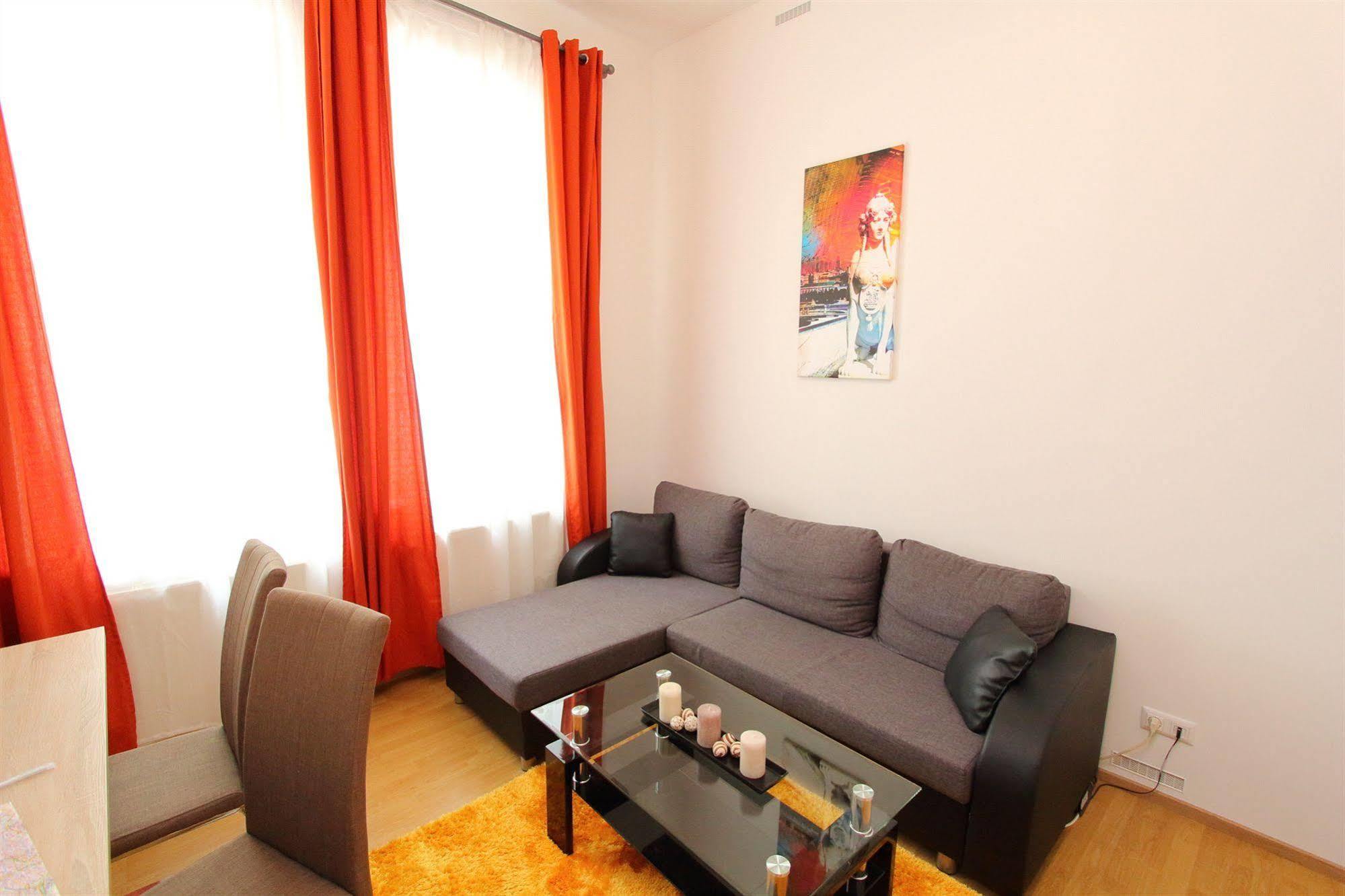Checkvienna - Edelhof Apartments Bagian luar foto
