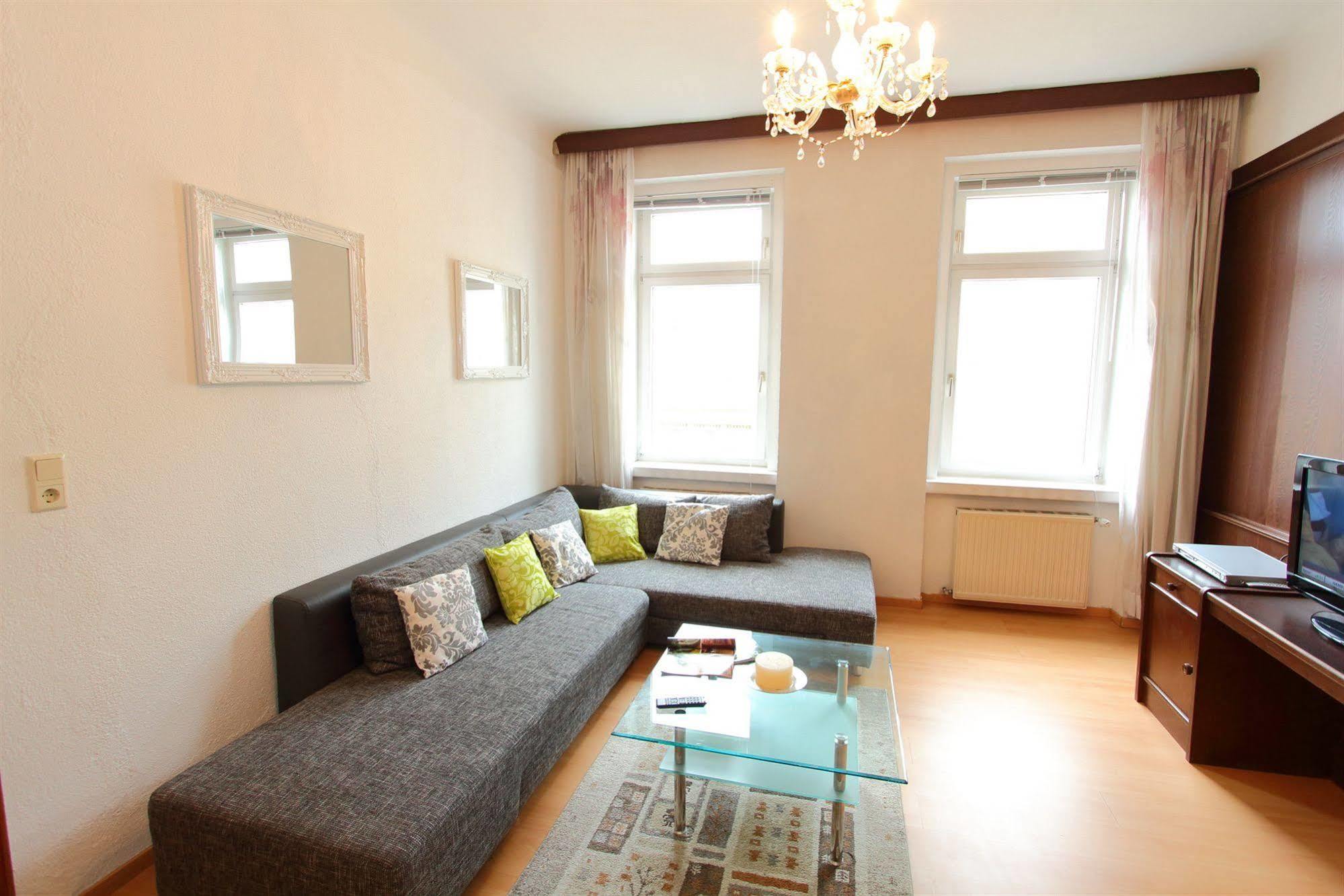 Checkvienna - Edelhof Apartments Bagian luar foto