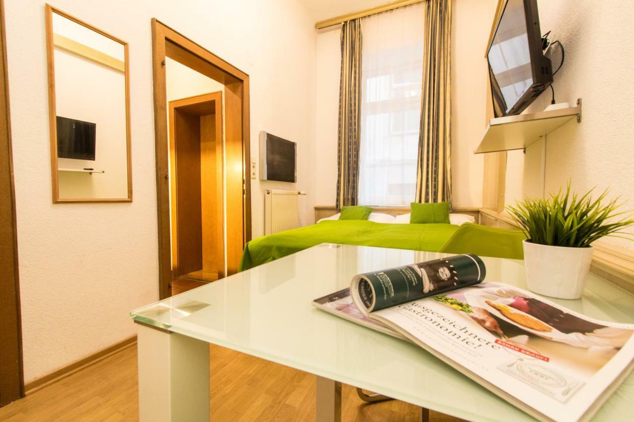 Checkvienna - Edelhof Apartments Bagian luar foto